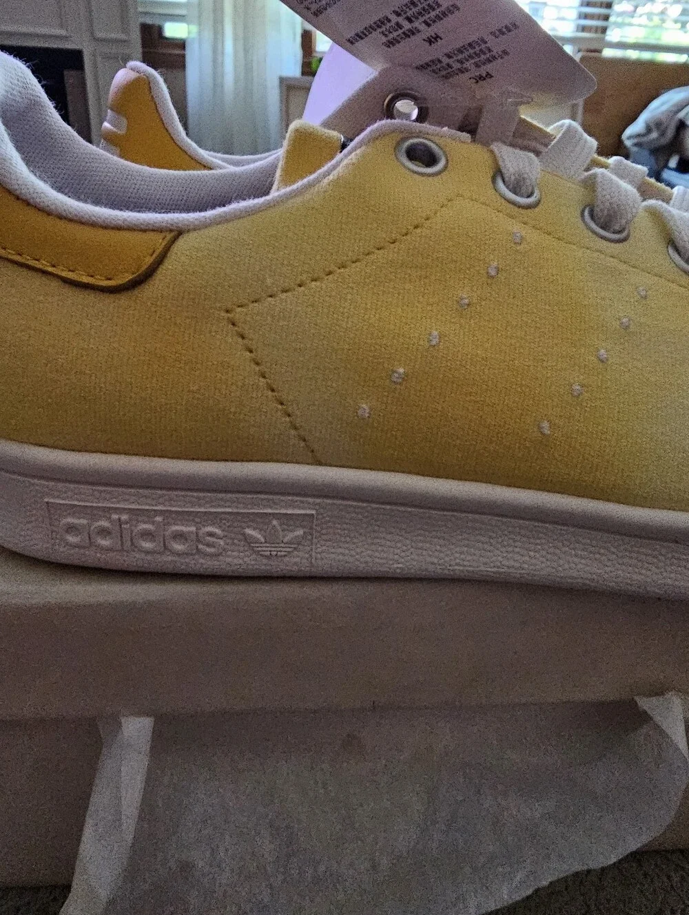 adidas Kids Yellow Canvas Stan Smith-Inspired Sneakers Size 4.5US